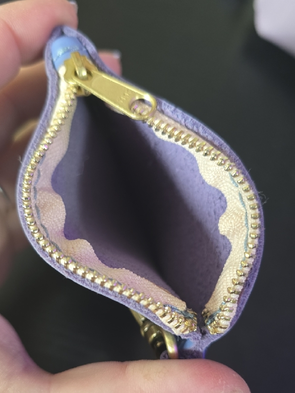 Portland Leather Lavender Heart Coin Pouch with Gold Stitching - Picture 5 of 5